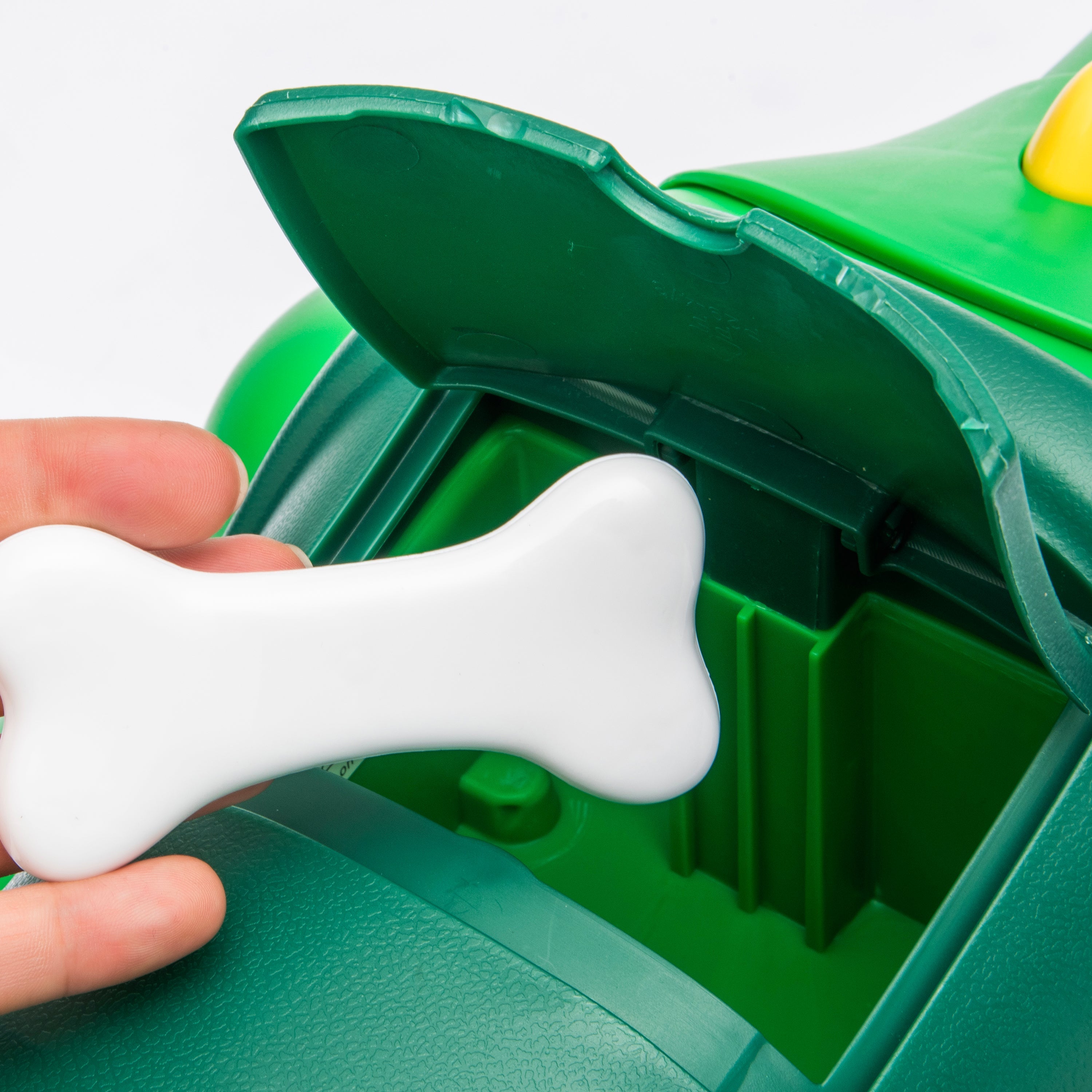 6V Freddo Ride-On Dinosaur with Interactive Smoke & Sound Effect