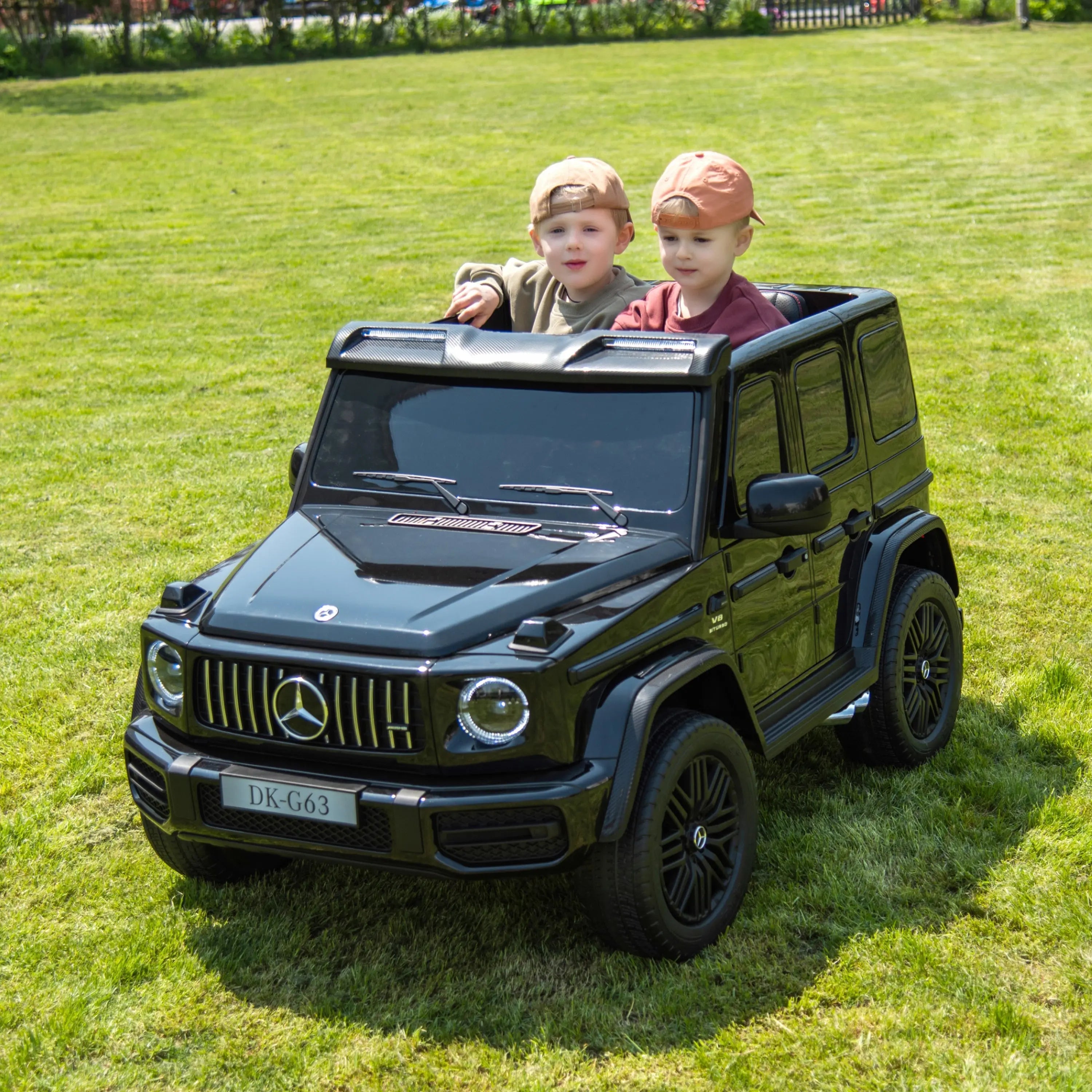 2026 2x24V Mercedes Benz G Wagon 4X4 XL Kids Ride On Car with Remote Control