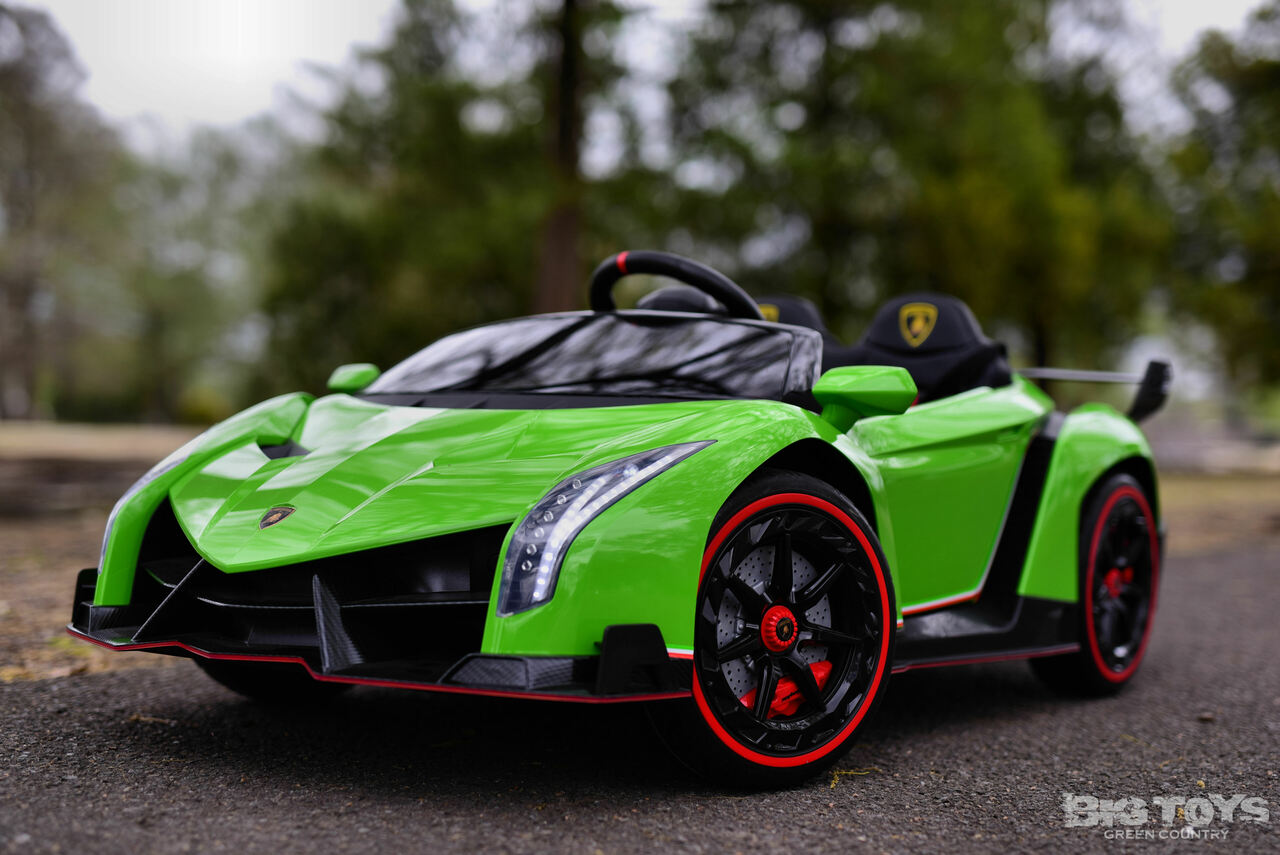 2025 UPGRADED Lamborghini Veneno 2x12V 4X4 2 Seater DELUXE Kids Ride On Car with Remote Control